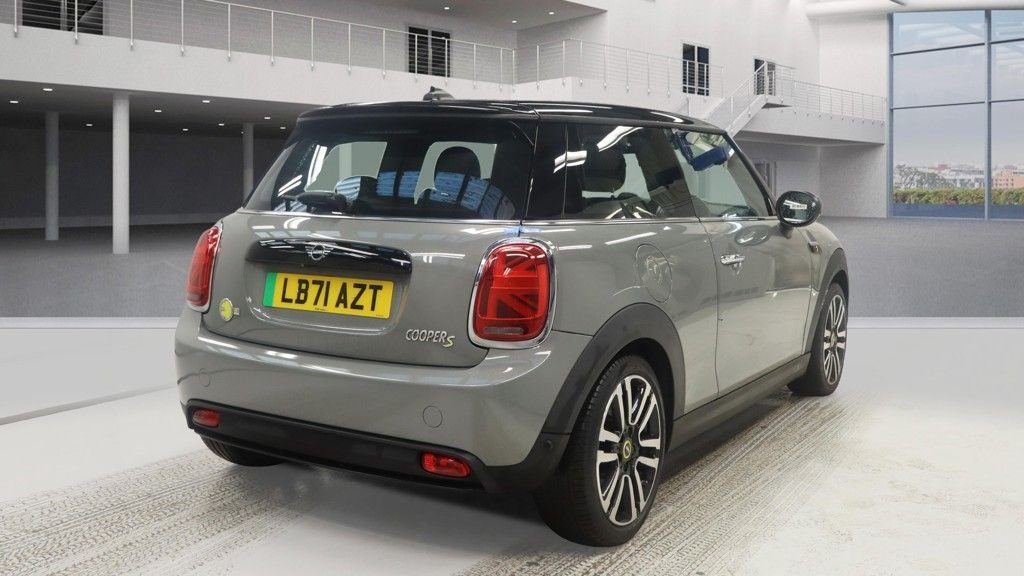 Used MINI Hatch 2021 for sale - 76617813: Photo 8