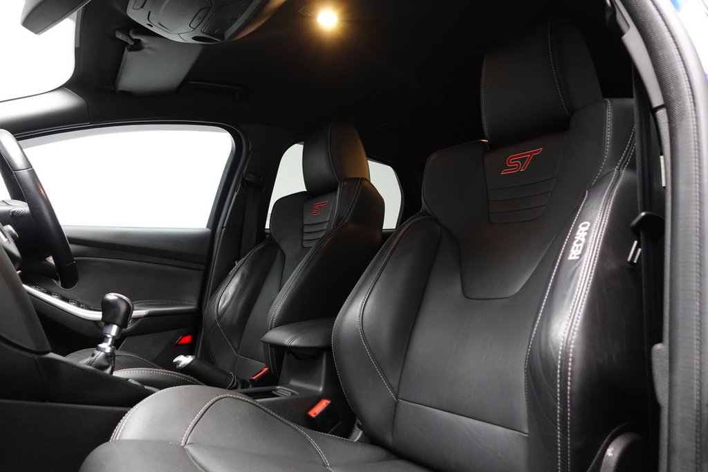 Used Ford Focus 2018 for sale - 76223723: Photo 18