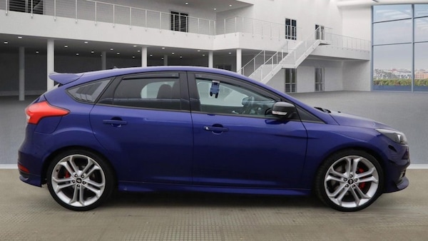 Used Ford Focus 2018 for sale - 76223723: Photo 9