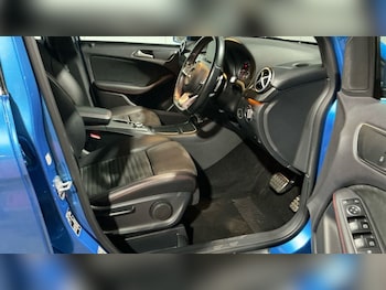 Used Mercedes-Benz B Class 2017 for sale - 77027329: Photo