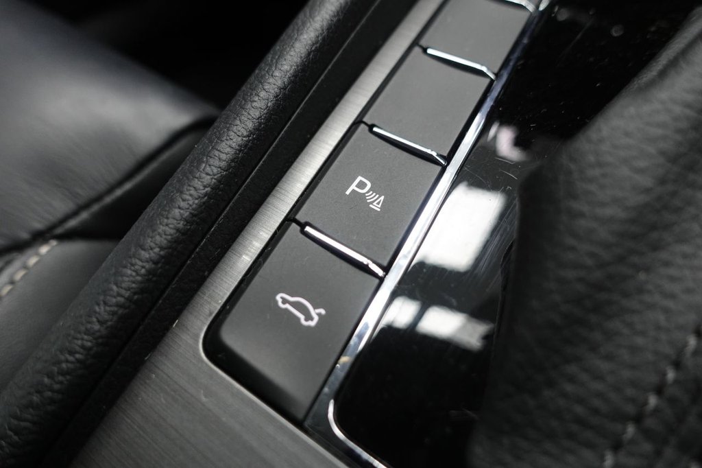 Used Skoda Superb 2020 for sale - 77110995: Photo 40