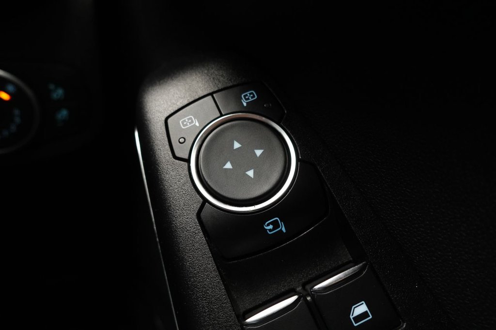 Used Ford Fiesta 2018 for sale - 76396151: Photo 44