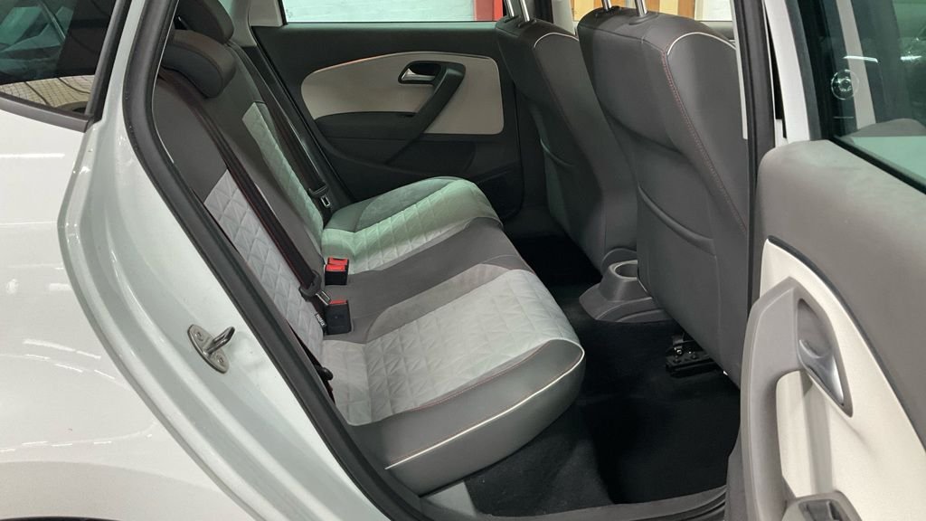 Used Volkswagen Polo 2017 for sale - 77464038: Photo 6