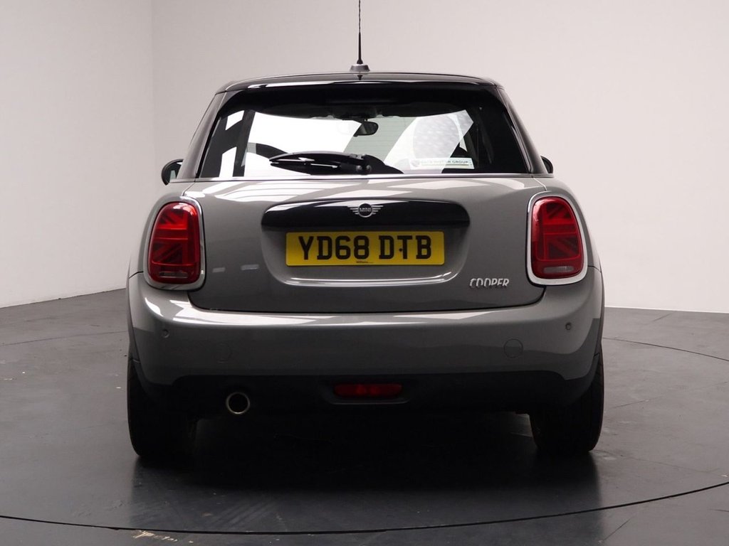 Used MINI Hatch 2019 for sale - 76333496: Photo 11