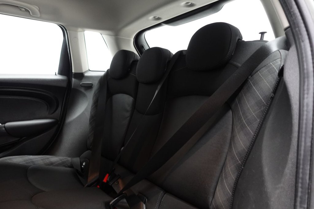 Used MINI Hatch 2019 for sale - 76333496: Photo 17