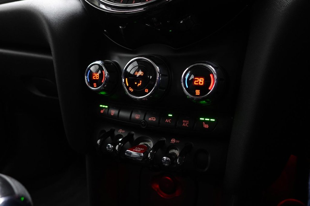 Used MINI Hatch 2019 for sale - 76333496: Photo 35