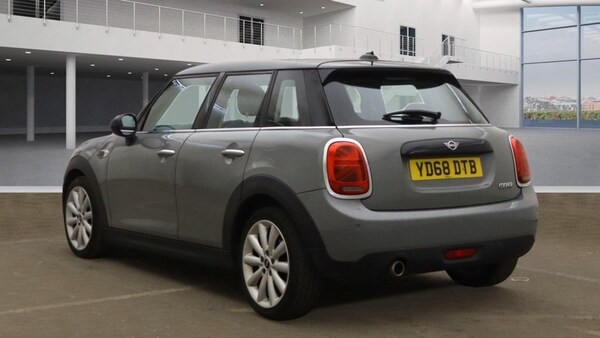 Used MINI Hatch 2019 for sale - 76333496: Photo 6