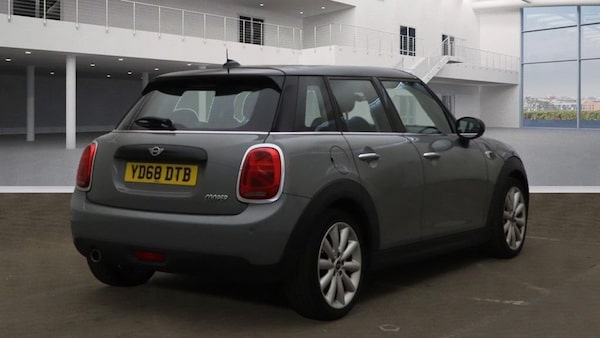 Used MINI Hatch 2019 for sale - 76333496: Photo 8