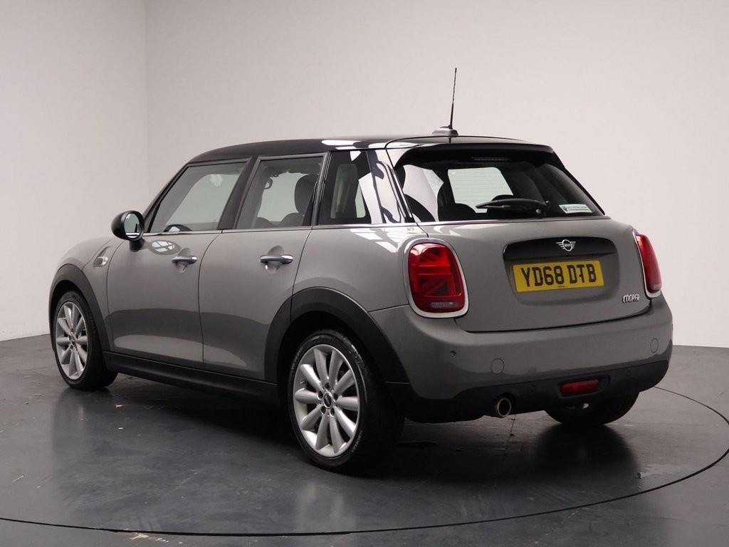 Used MINI Hatch 2019 for sale - 76333496: Photo 9
