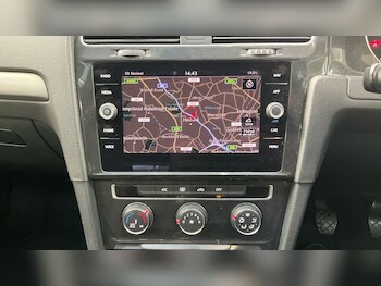 Used Volkswagen Golf 2019 for sale - 77765663: Photo