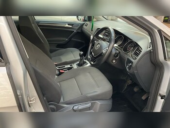 Used Volkswagen Golf 2019 for sale - 77765663: Photo