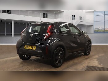 Used Toyota Aygo X 2023 for sale - 77919936: Photo