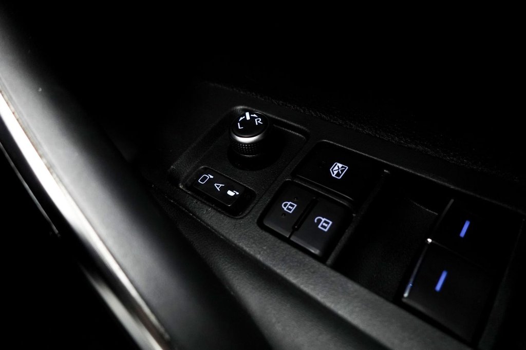 Used Toyota Corolla 2021 for sale - 76132270: Photo 41