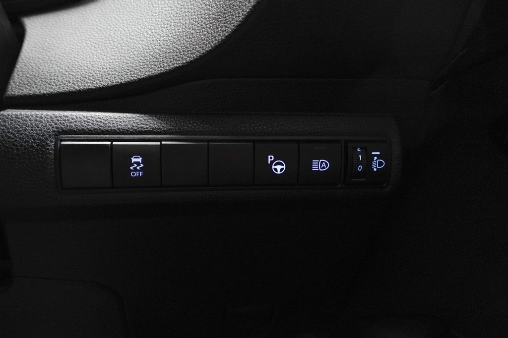 Used Toyota Corolla 2021 for sale - 76132270: Photo 42