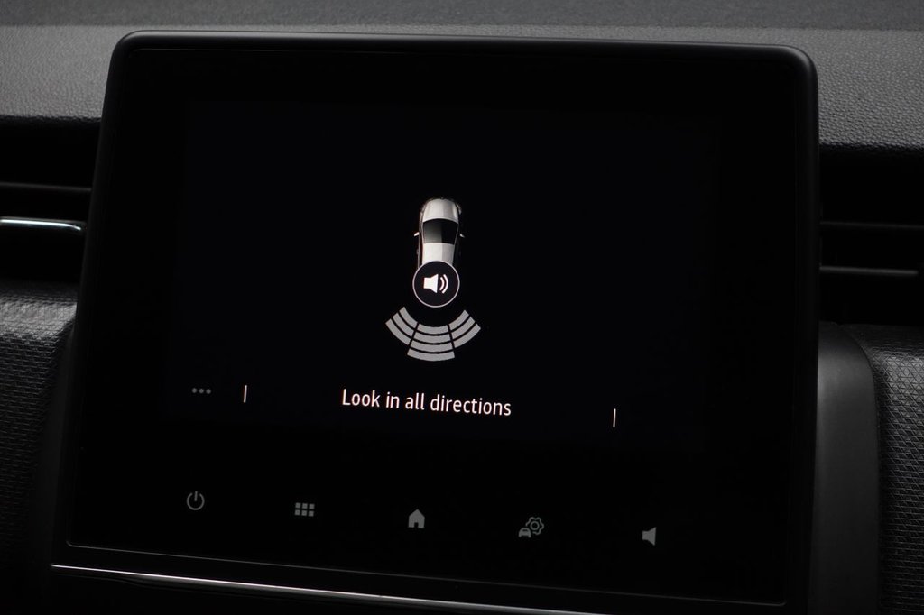 Used Renault Clio 2021 for sale - 76509881: Photo 36