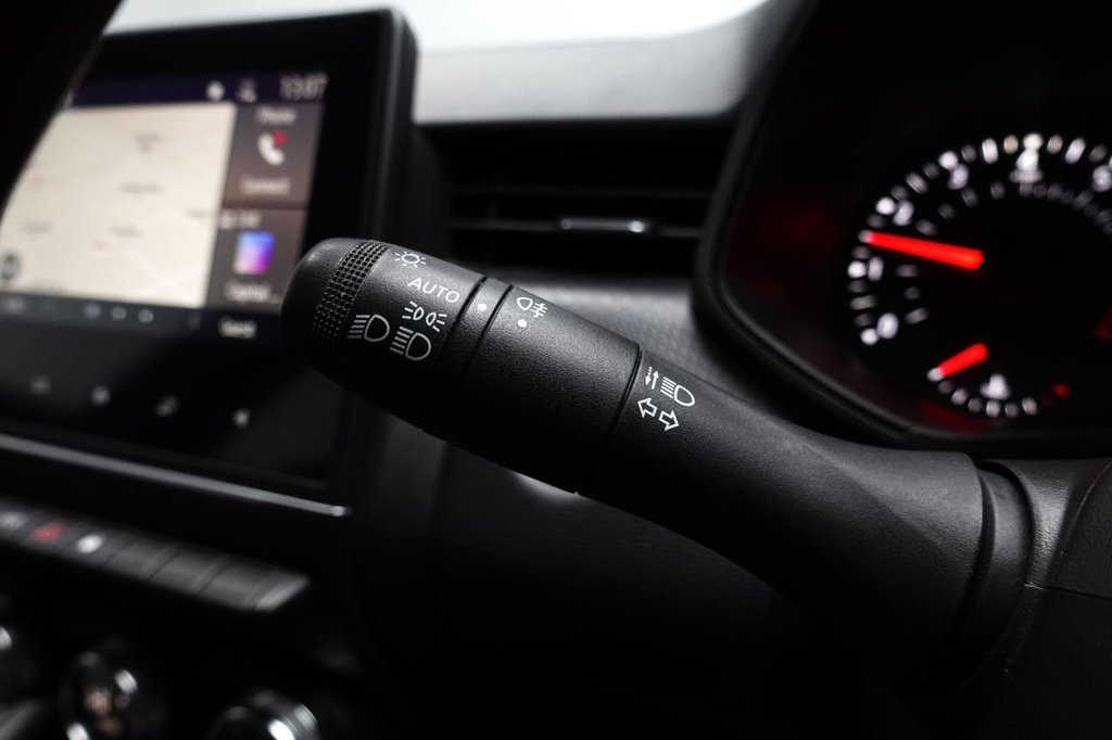 Used Renault Clio 2021 for sale - 76509881: Photo 42