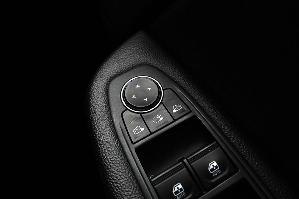 Used Renault Clio 2021 for sale - 76509881: Photo 46