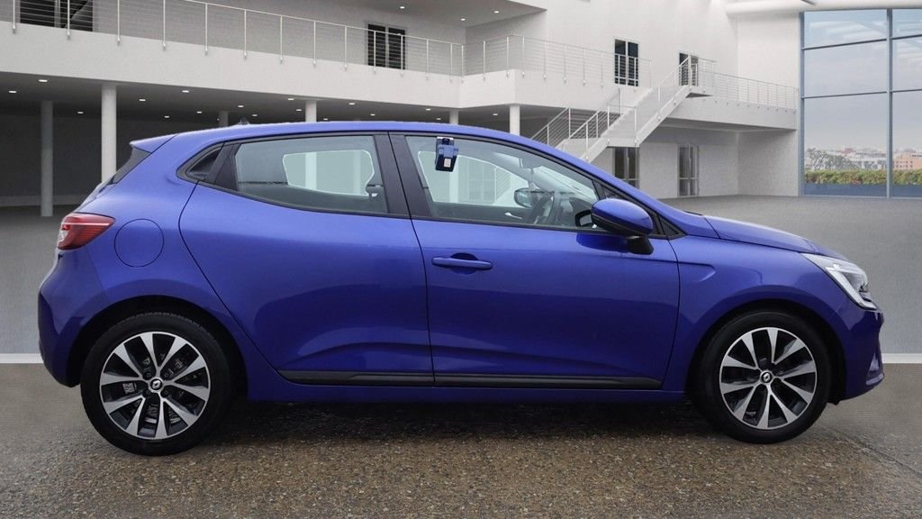 Used Renault Clio 2021 for sale - 76509881: Photo 9