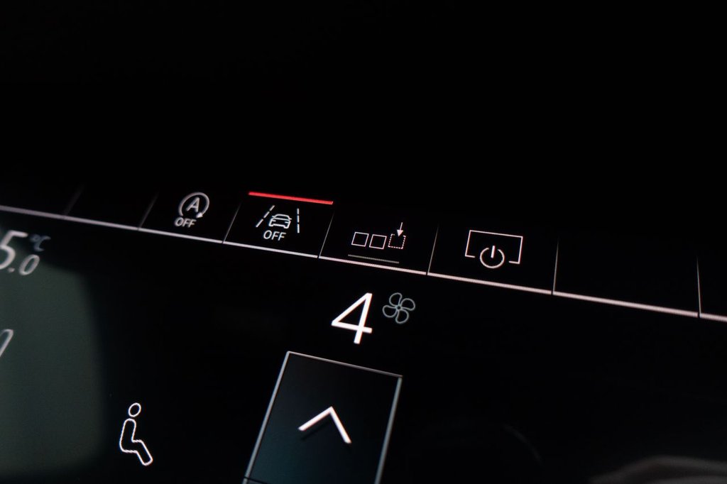 Used Audi A6 Saloon 2019 for sale - 75896541: Photo 47