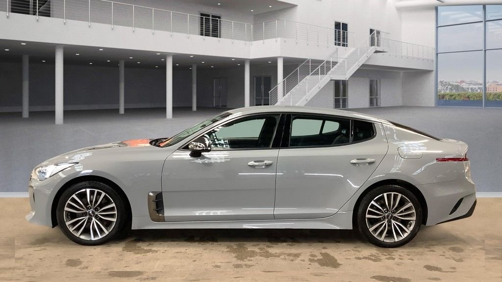 Used Kia Stinger 2019 for sale - 76768366: Photo 11
