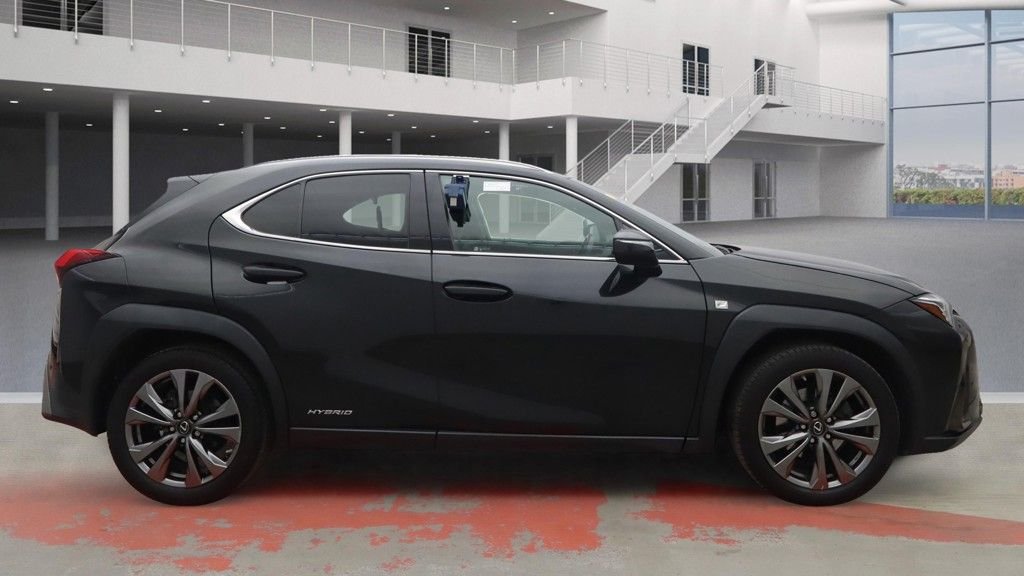 Used Lexus UX 2019 for sale - 76570532: Photo 9