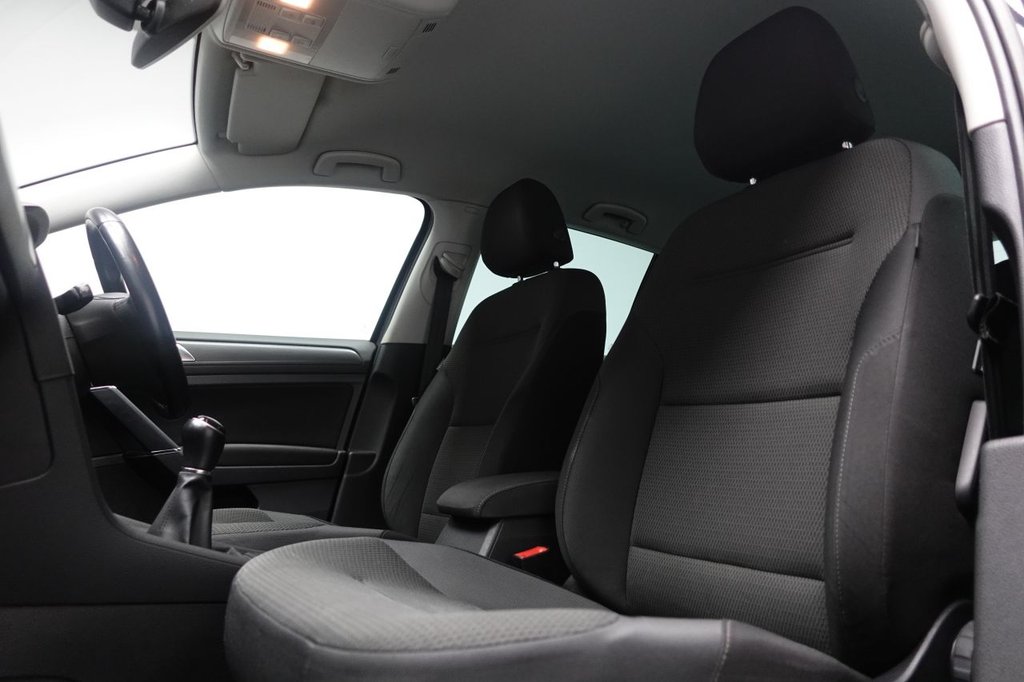 Used Volkswagen Golf 2019 for sale - 76950098: Photo 15