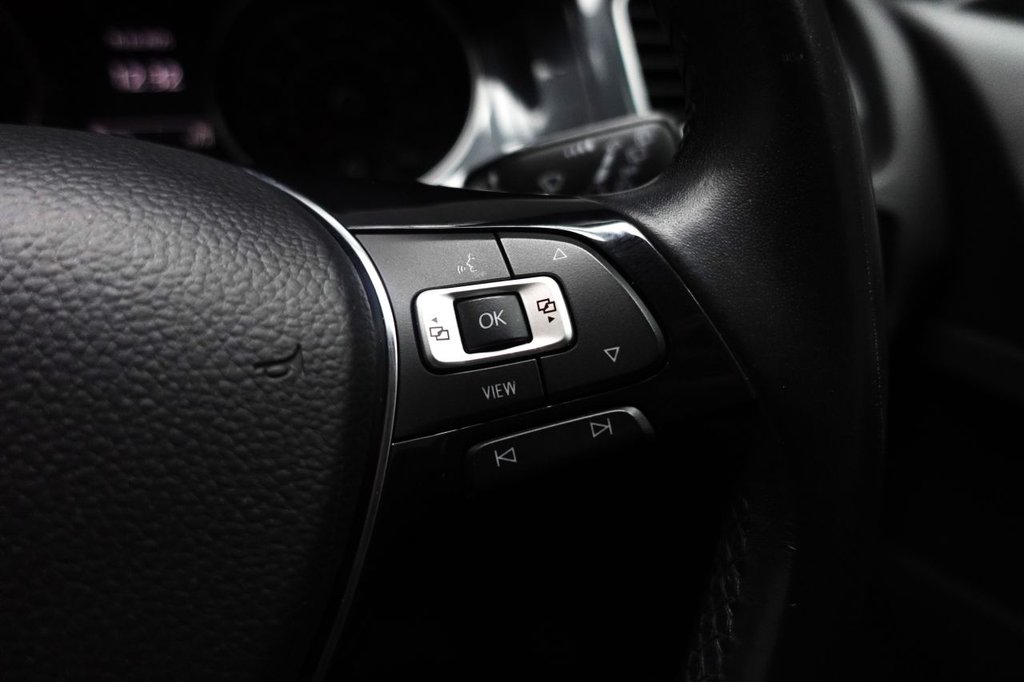 Used Volkswagen Golf 2019 for sale - 76950098: Photo 23