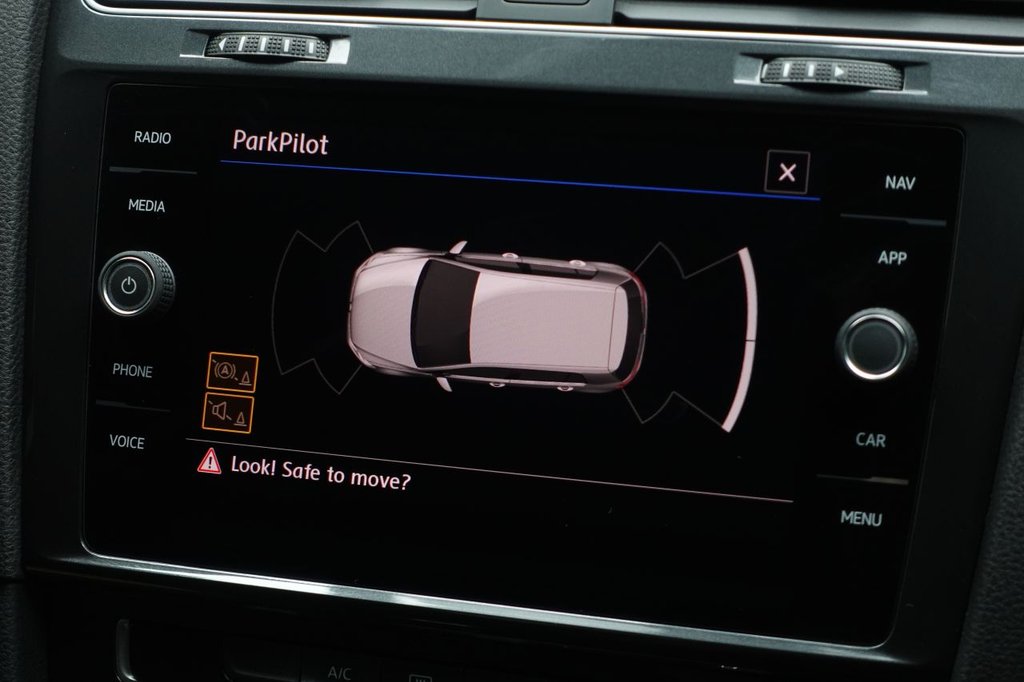 Used Volkswagen Golf 2019 for sale - 76950098: Photo 33