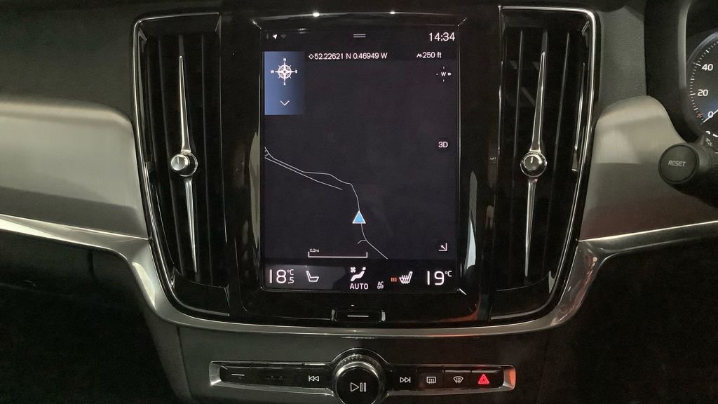 Used Volvo S90 2020 for sale - 76617478: Photo 3