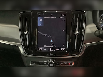 Used Volvo S90 2020 for sale - 76617478: Photo