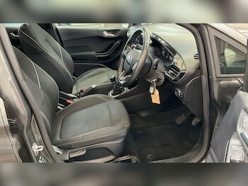 Used Ford Fiesta 2018 for sale - 77667162: Photo