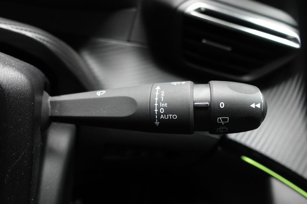 Used Peugeot E-2008 2021 for sale - 77172111: Photo 47