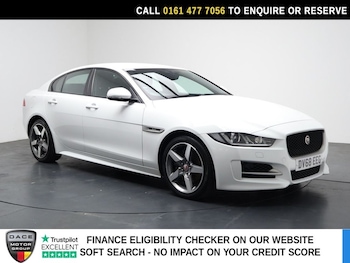 Used Jaguar XE 2018 for sale - 79584885: Photo