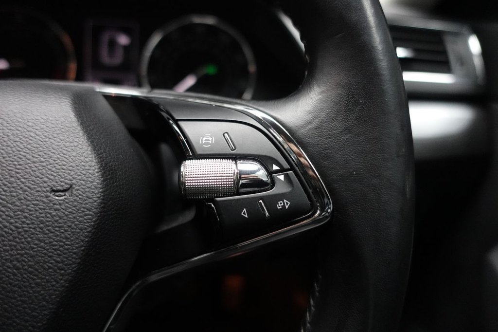 Used Skoda Superb 2021 for sale - 77188312: Photo 41