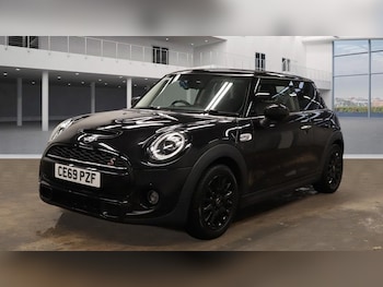 Used MINI Hatch 2019 for sale - 76570522: Photo