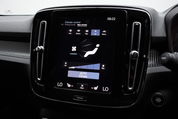 Used Volvo XC40 2019 for sale - 75487410: Photo 41