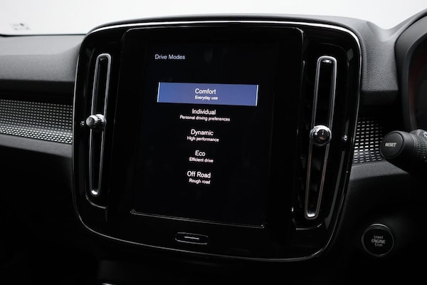 Used Volvo XC40 2019 for sale - 75487410: Photo 42