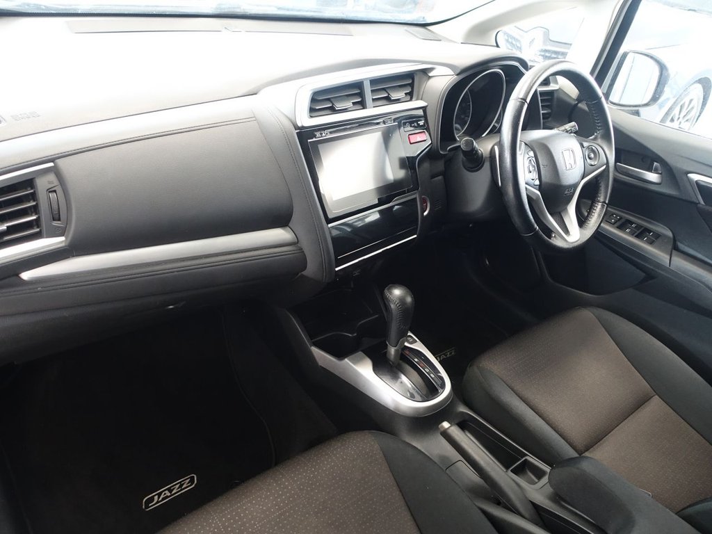 Used Honda Jazz 2017 for sale - 77026764: Photo 15
