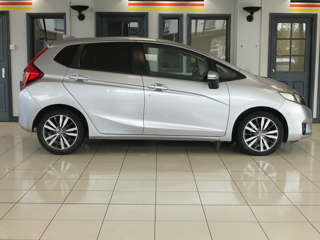 Used Honda Jazz 2017 for sale - 77026764: Photo 5