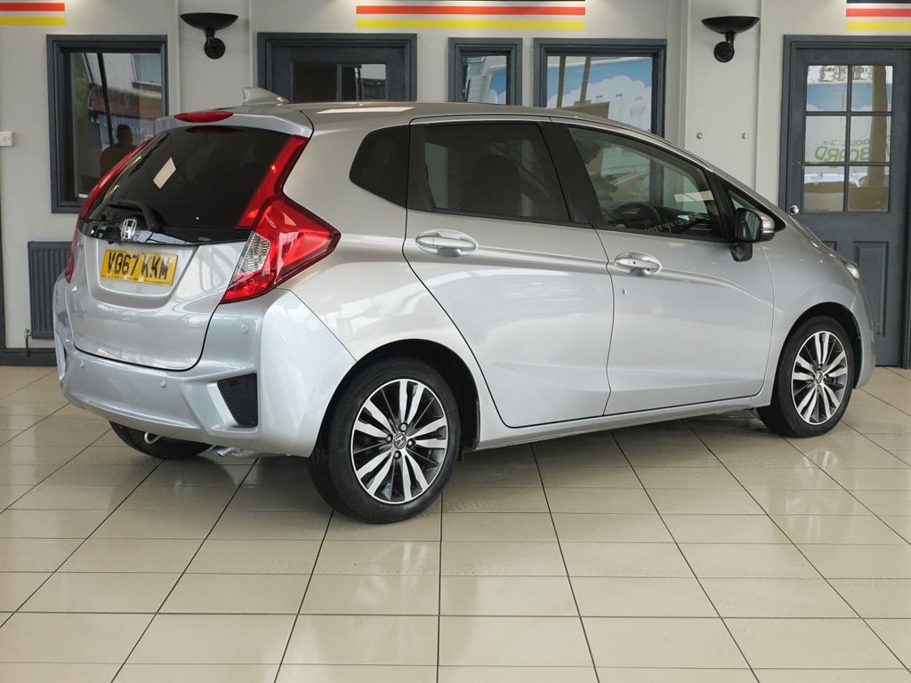 Used Honda Jazz 2017 for sale - 77026764: Photo 8