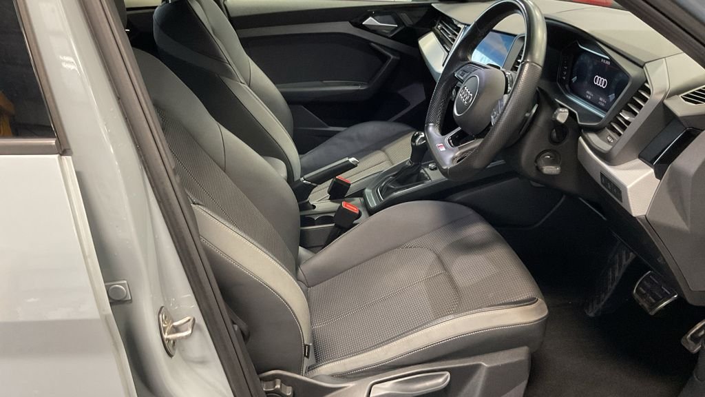 Used Audi A1 2021 for sale - 77038450: Photo 2