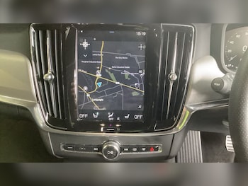Used Volvo S90 2019 for sale - 76148186: Photo 2