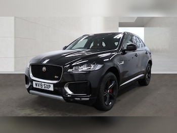 Used Jaguar F-Pace 2019 for sale - 78458576: Photo