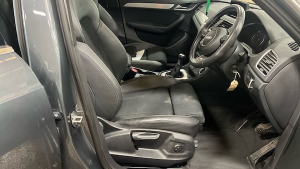 Used Audi Q3 2018 for sale - 76224010: Photo 2