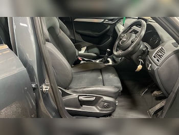 Used Audi Q3 2018 for sale - 76224010: Photo 2