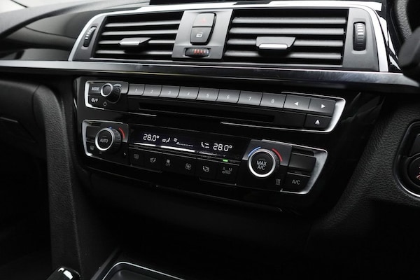 Used BMW 3 Series 2018 for sale - 76172845: Photo 39