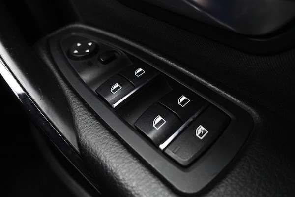 Used BMW 3 Series 2018 for sale - 76172845: Photo 45