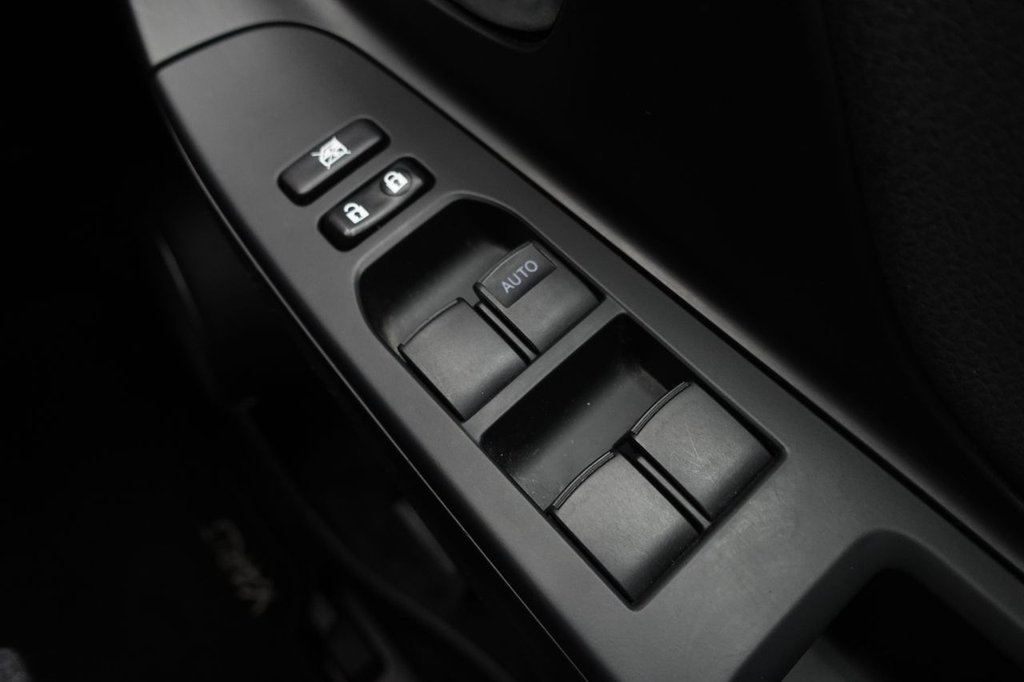 Used Toyota Yaris 2015 for sale - 77806094: Photo 41