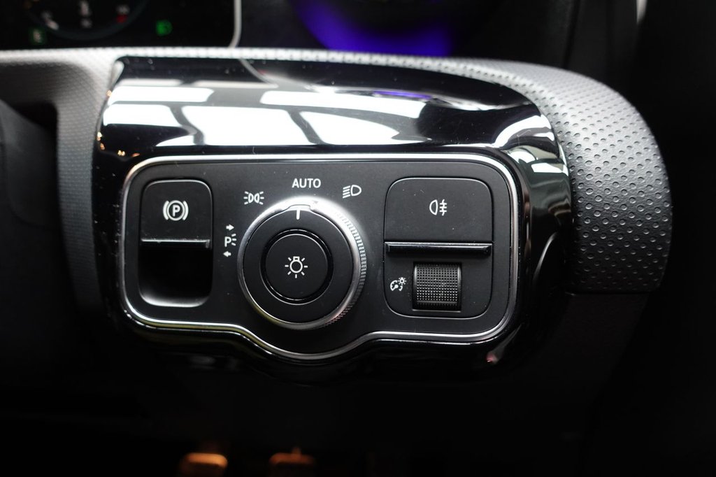 Used Mercedes-Benz A-Class 2019 for sale - 76848252: Photo 46