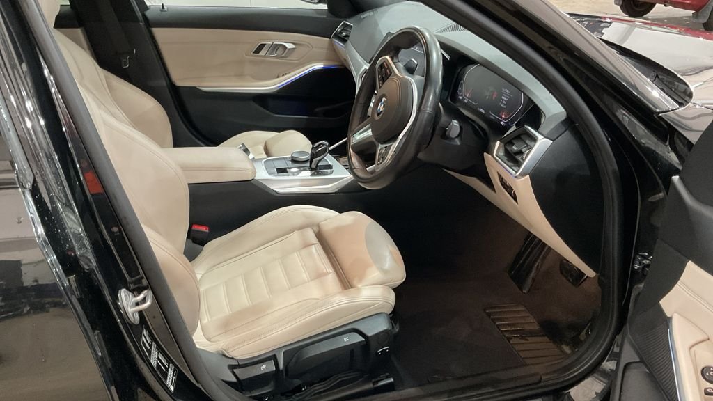 Used BMW 3 Series 2020 for sale - 76470131: Photo 2